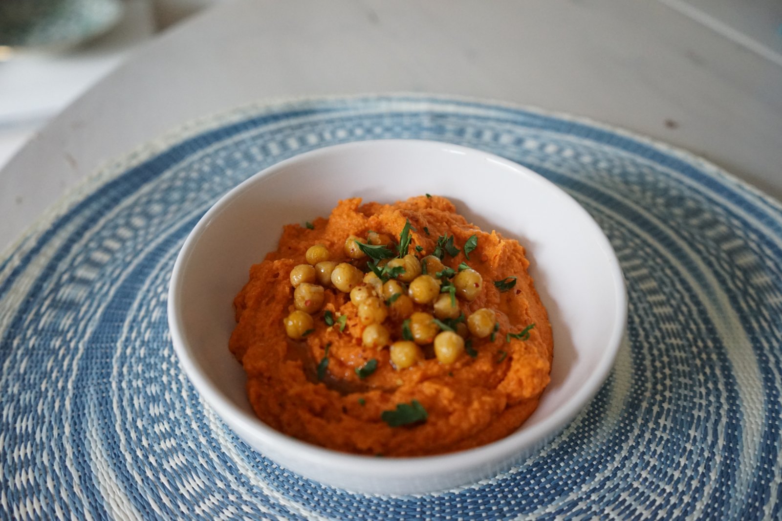 Gegrilde paprikahummus